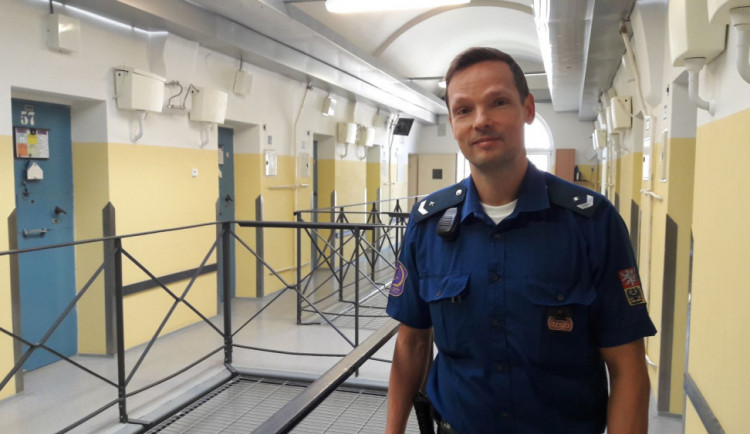 Den s dozorcem v olomoucké věznici: Olomouc je mezi českými věznicemi top
