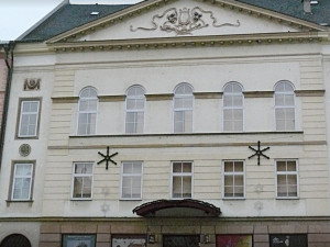 Moravské divadlo oslaví 100. výročí. Diváci mají možnost v anketě rozhodnout, které představení se bude hrát