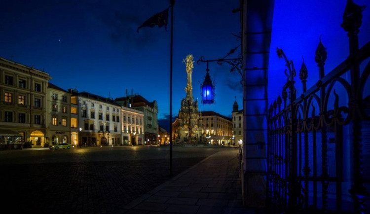 Olomouc se zapojí do akce Česko svítí modře. Modře se rozsvítí Vila Primavesi