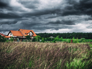 POČASÍ NA PÁTEK: Dnes bude pršet a povane mírný vítr