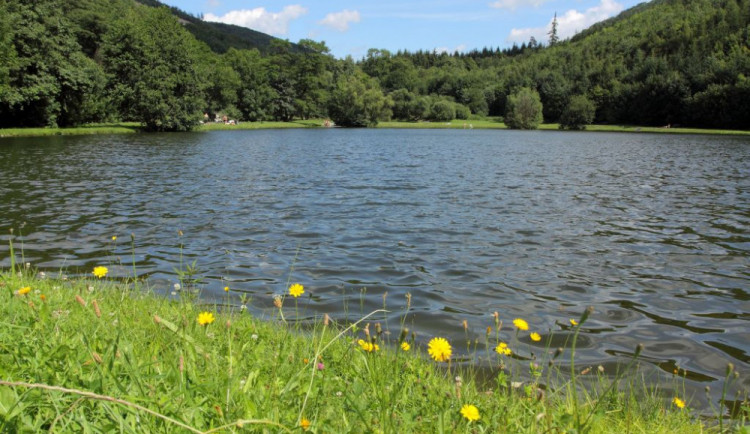 Šternberk zvelebí oblíbené oblasti okolo rybníka v Dolním Žlebu