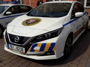 FOTO/VIDEO: Olomoučtí strážníci budou jezdit novými elektromobily