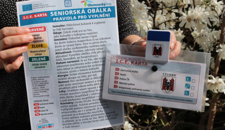 Seniorská obálka může pomoci při záchraně života. Lékař se díky ní může rychle dozvědět důležité informace