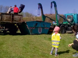 Ukliďme svět, ukliďme Česko! Dnes a zítra se dobrovolníci zapojují do úklidu Olomouce a okolí