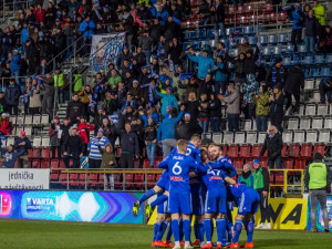 Olomoučtí fotbalisté porazili Karvinou a drží se těsně za první šestkou