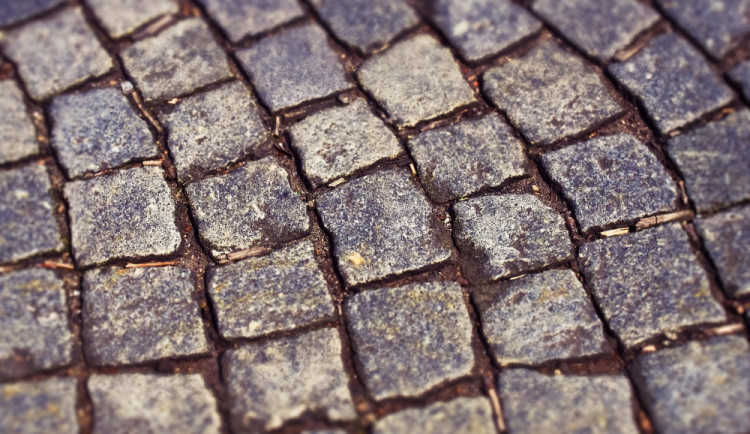 Občané žádali výstavbu nových chodníků i silnice, radní nechali zpracovat studii území