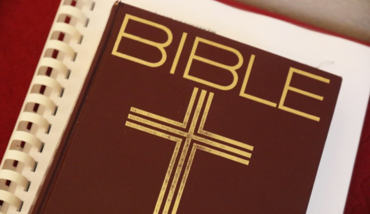 Čtyřiadvacetihodinové čtení Bible proběhlo v Olomouci už posedmé