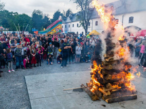 Jak pálit čarodějnice? Při porušení zákona o požární ochraně hrozí vysoká pokuta