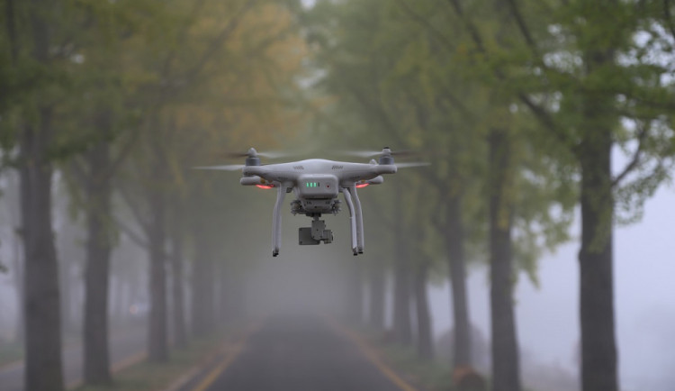 Devatenáctiletý mladík se drona z internetu nedočkal. Zaplatil dvanáct tisíc předem a prodejce je nekontaktní