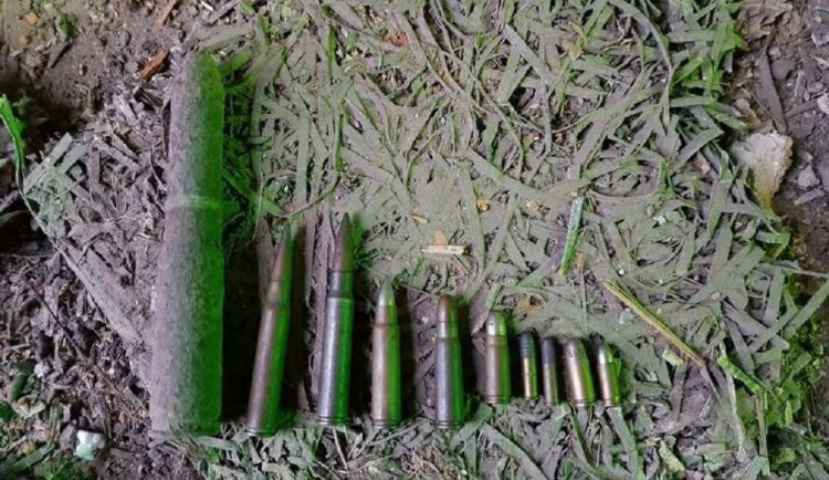 Muž našel v garáži náboje do pěchotních zbraní různých ráží