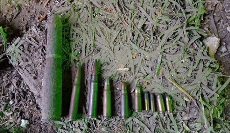 Muž našel v garáži náboje do pěchotních zbraní různých ráží