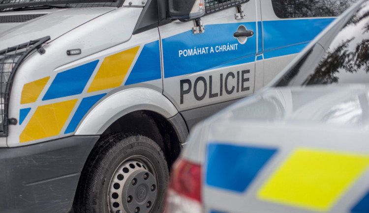 Při vyklízení bytu v Olomouci byla nalezena munice. Obyvatelé domu byli evakuováni