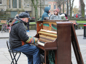 Olomoucká iniciativa Zaparkuj spojí síly s pouličními muzikanty