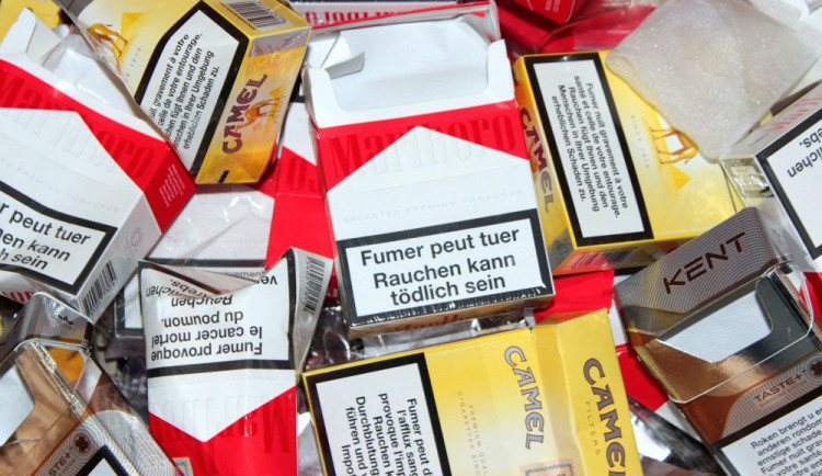 Cestující v polském autobusu převážela 32 tisíc cigaret bez kolků