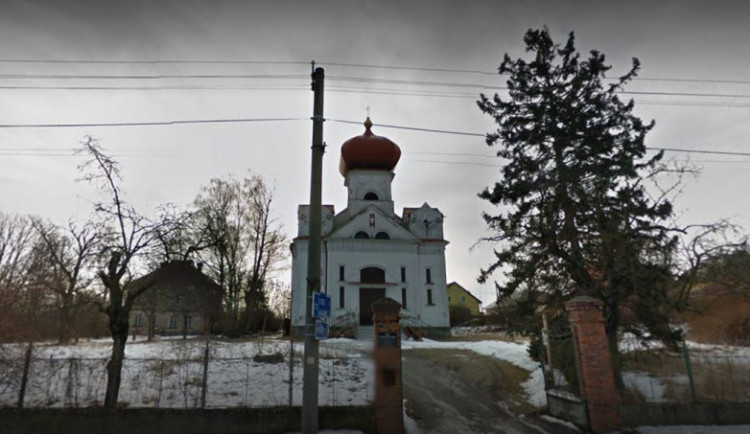 Z vraždy muže na faře v Chudobíně byl obviněn dvaadvacetiletý muž