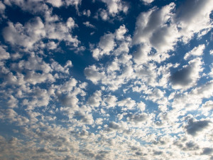 Chladnější počasí potrvá do středy, pak se začne pomalu oteplovat