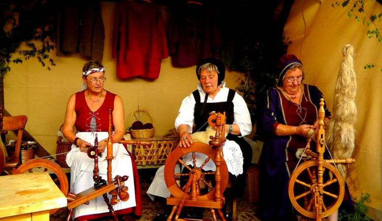 Po padesáti letech se Hranicemi projde průvod mapující dějiny města