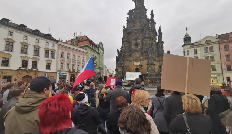 V Olomouci se bude v úterý demonstrovat proti Babišovi. Znovu se půjde k Okresnímu soudu