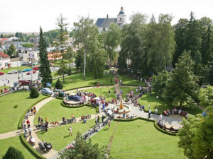 Den zdraví nabídne přednášky, vyšetření i zábavu pro děti. Nechte si vyšetřit mateřská znaménka nebo zjistit cévní věk