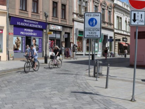 Wilsonova ulice v centru Přerova bude měsíc uzavřená kvůli opravě popraskané dlažby