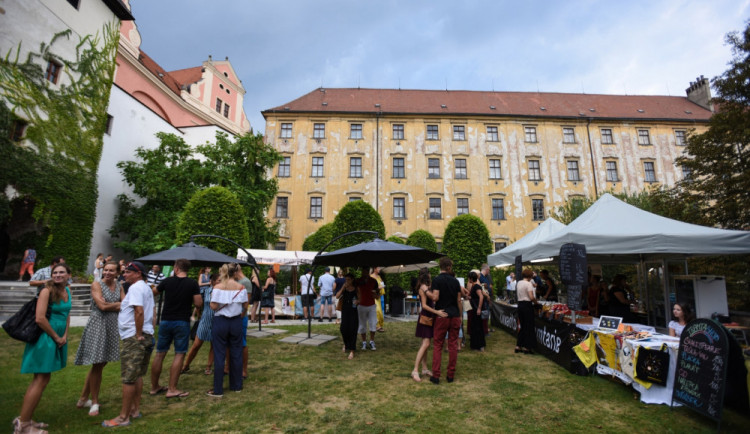 Olomoucké shakespearovské léto se letos protáhne na jedenáct dnů. Vyvrcholí koncertem Anety Langerové
