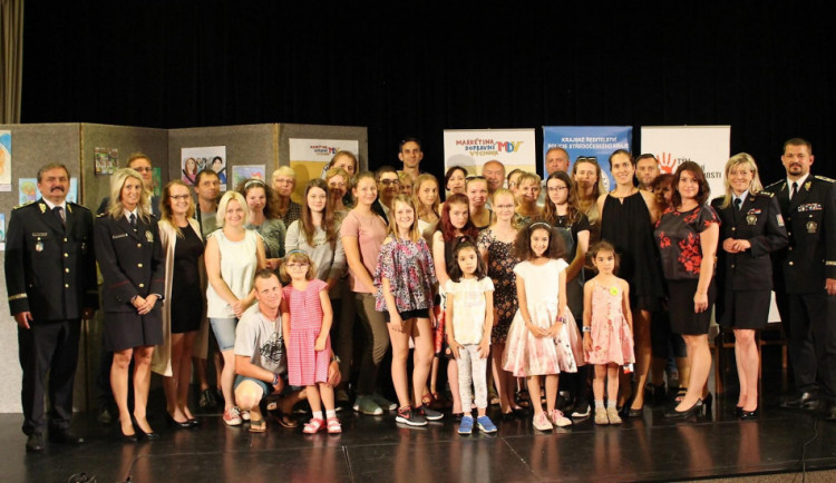 Všichni jezdí připoutaní po celé republice. Dětská soutěž zná vítěze