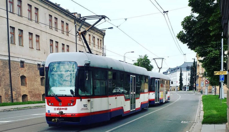 Oprava křižovatky v centru Olomouce zkomplikuje v létě dopravu