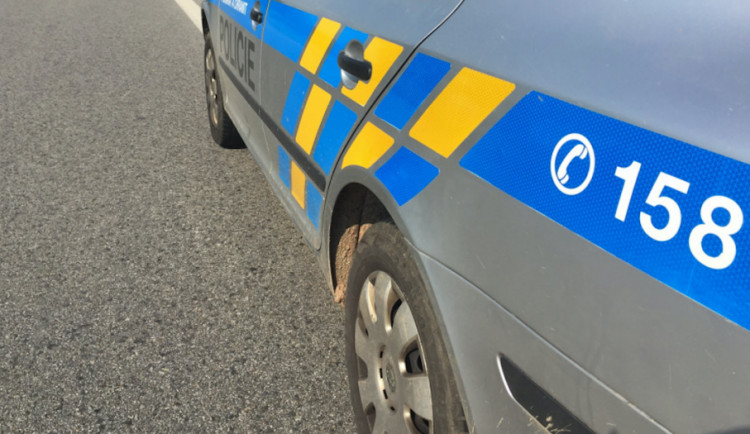 Policie při silniční kontrole narazila na řidiče, který měl být již dávno ve vězení