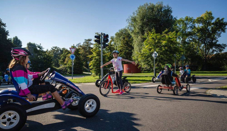 VIDEO: V pátek se v Centru Semafor koná velká akce pro rodiny s dětmi Rodina na cestách