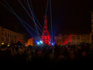 FOTO: Lasery nad Trojicí, SuperStar i klasické barokní opery. Festival BarokOlomouC oživil centrum města