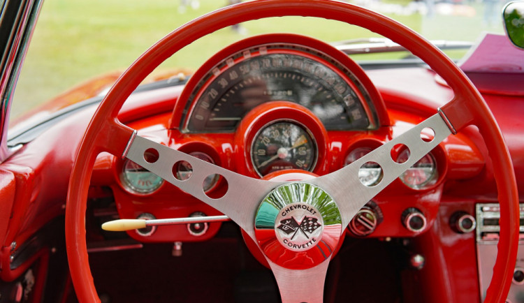 V neděli odstartuje ve Slatinicích Veterán rallye. Nabídne bohatý program pro malé a velké