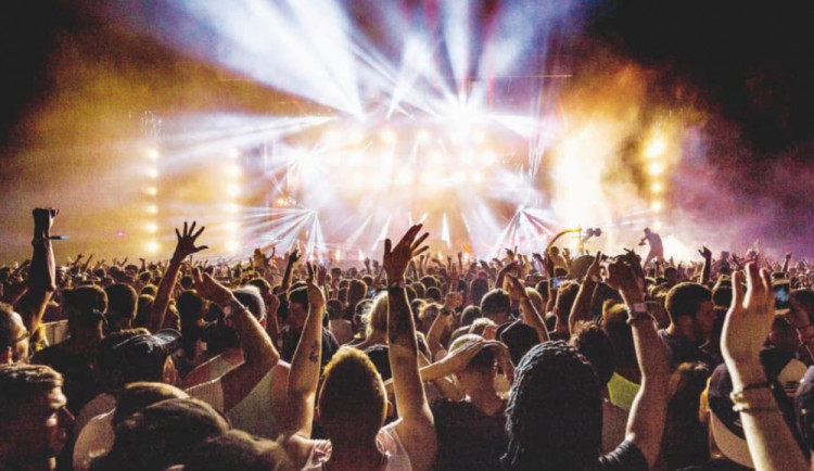 VÍKEND PODLE DRBNY: Vychutnejte si skvělou hudbu na festivalu Blackout nebo se s dětmi projděte pohádkovým lesem