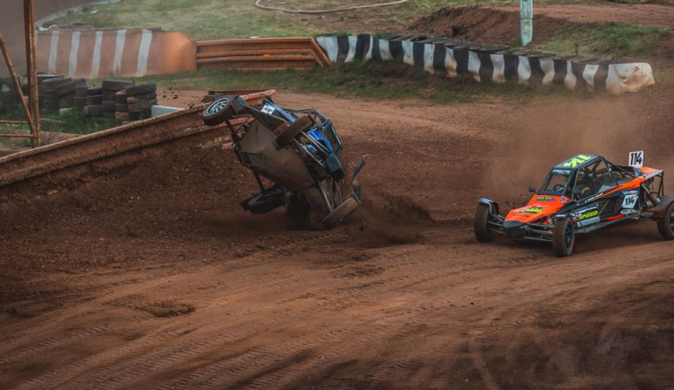 Do Přerova míří špička autokrosu. Na programu je sedmý díl mistrovství Evropy