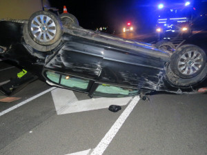 Opilý řidič nezvládl řízení a havaroval. Na místě přišel o řidičák