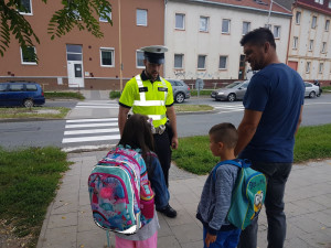 Policie v tomto týdnu dohlédne na žáky u škol, probíhá akce „Zebra se za Tebe nerozhlédne“