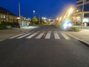 Policie hledá neukázněného cyklistu, který se u nádraží střetl s autobusem a z místa nehody ujel