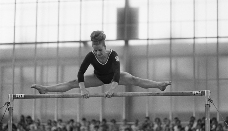 Šumperk v listopadu odhalí pamětní desku gymnastce Věře Čáslavské