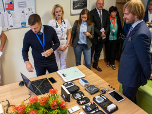 Ředitel olomoucké nemocnice a ministr Vojtěch podepsali smlouvu o zřízení kompetenčního centra pro elektronické zdravotnictví