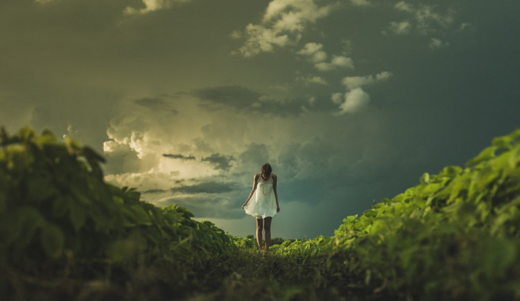 POČASÍ NA ČTVRTEK: Bude oblačno až zataženo, povane slabý vítr