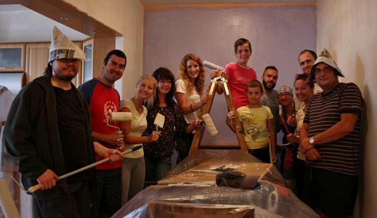 Rádio Haná myslí i na ostatní, tento rok vymaluje stěny Dětského domova v Litovli