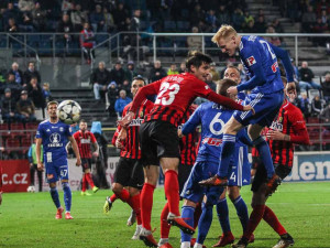 Souboj fotbalistů Olomouce s Opavou otevře dnes deváté ligové kolo