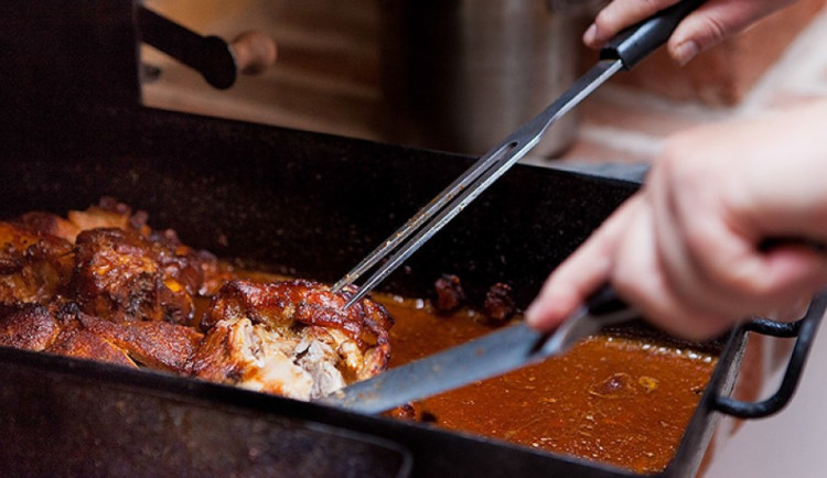 Lázeňská kuchyň z druhé strany: Podívejte se pod pokličku života kuchaře v Lázních Slatinice