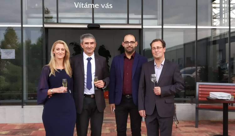 FOTO: V Olomouci otevřelo nové Zahradní centrum Florcenter. Podívejte se na fotky