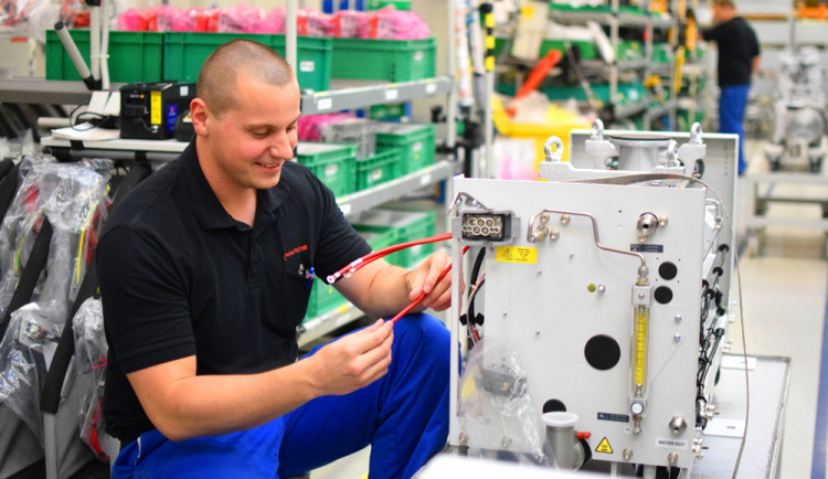 Lutínská společnost Edwards oslavuje „supervýročí“ a zve na návštěvu