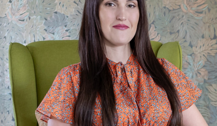 Chlapi k nám do Tovéře zajedou do servisu s autem, dámy se nechají zkrášlit. To je ideální kombinace, říká kosmetička Eva Neduchalová