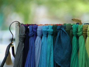 Máte doma nepotřebné šátky nebo kravaty? Přijďte s nimi na dobročinný Šátkový bazar do Šantovky