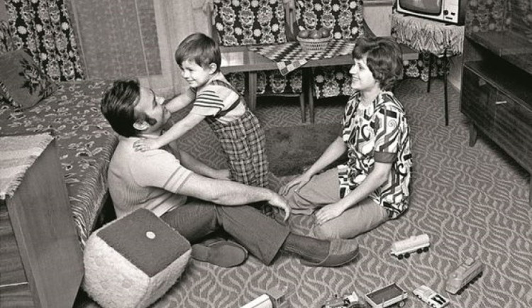 Výstava s názvem 30 klíčů pro Samet připomene každodenní život v socialismu