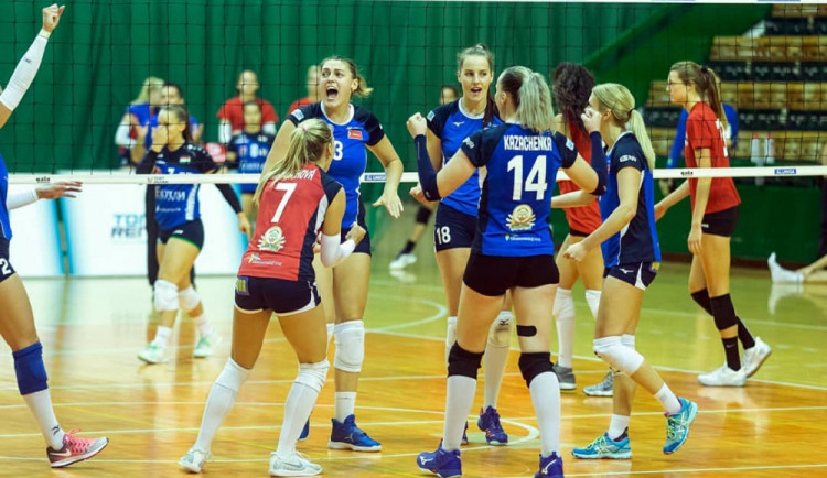 Olomoucké volejbalistky prohrávaly už 0:2. Nakonec nad Brnem zvítězily 3:2 a jsou první