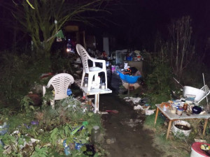 Opilá žena zavolala policii kvůli noži na stole, nebyla schopná ani dechové zkoušky