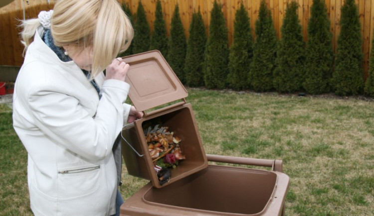 PŘEHLED: Od prosince do března bude omezen svoz bioodpadu, podívejte se na termíny